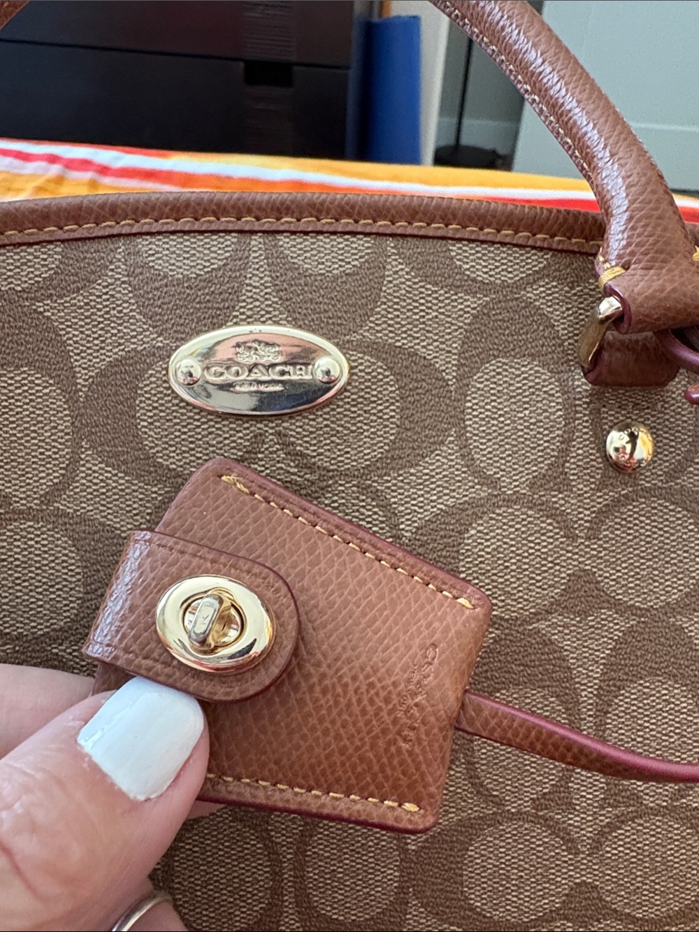 Coach Khaki/Chestnut Signature Satchel with Matching Accessories - Picture 6 of 16